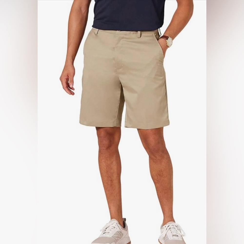 NEW Mens Classic Fit Wrinkle Free Beige Shorts Size 38‎